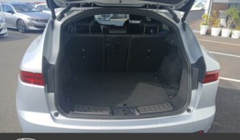 Reunion auto occasion E-pace 2023 d200 mhev 204ch r-dynamic s pas chère.