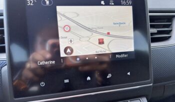 Occasion 974 : Découvrez la version 1.6 e-tech hybride 145ch evolution -22 Renault 2023, Reunion.