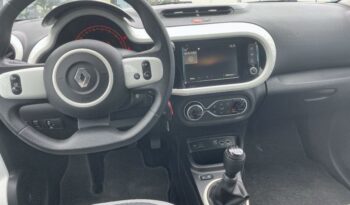 Occasion à vendre : Renault voiture blanc cristal essence 1.0 sce 65ch equilibre Reunion