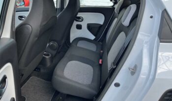 Image illustrative Berline occasion climatisation blanc Reunion à saisir.