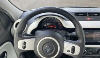 Occasion à prix réduit chez Renault-renault Saint Pierre : Vente berline 2023, berline à La Reunion.