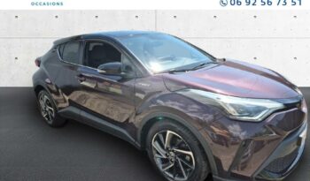 Occasion à vendre : Toyota voiture  hybride : essence/electrique 1.8 hybride 122ch design ultimate e-cvt Reunion