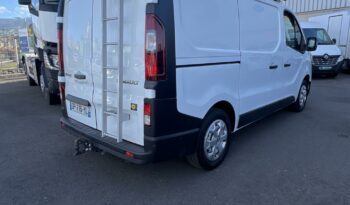 Reunion auto occasion Trafic Fg 2023 l1h1 2t8 2.0 blue dci 130ch confort pas chère.