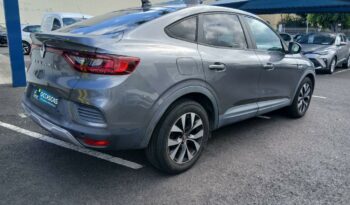 Reunion auto occasion Arkana 2023 1.3 tce mild hybrid 140ch evolution edc -22 pas chère.