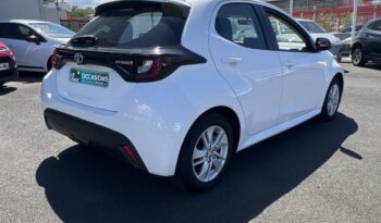 Reunion auto occasion Yaris 2023 116h 1.5 hsd bva graphite 5p pas chère.