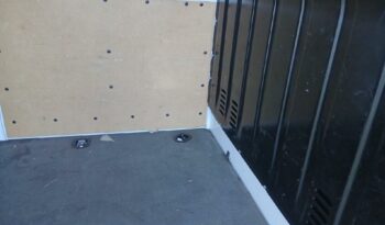 Occasion 974 : Découvrez la version f3300 l2h2 2.3 blue dci 135ch grand confort euro6 Renault 2023, Reunion.