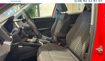 Image illustrative Berline occasion climatisation rouge progressif métallisé Reunion à saisir.