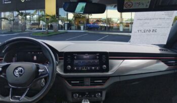 Occasion à vendre : Skoda voiture bleu racing métallisé essence 1.0 tsi evo 110ch monte-carlo dsg7 Reunion