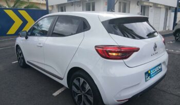 Occasion à vendre : Renault voiture orange essence 1.0 tce 90ch evolution Reunion