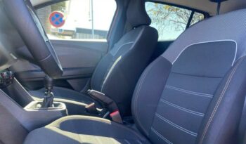 Occasion vehicule Reunion Dacia manuelle en vente à La Réunion.