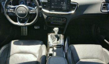 Occasion à vendre : Kia voiture blanc sensation nacré essence 1.5 t-gdi 160ch gt-line premium dct7 Reunion