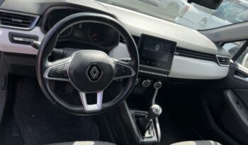 Occasion 974 : Découvrez la version tce 90ch evolution Renault 2023, Reunion.