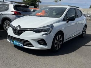 Vente Renault Clio tce 90ch evolution Leparc-gbh Comptoir Des Isles, La Reunion.