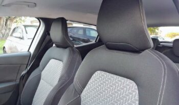 Occasion vehicule Reunion Renault manuelle en vente à La Réunion.