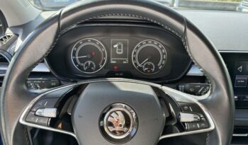 Occasion à prix réduit chez Renault-renault Saint Pierre : Vente berline 2023, berline à La Reunion.