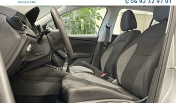 Image illustrative S.u.v. occasion climatisation gris argent métallisé Reunion à saisir.