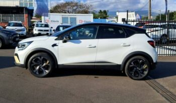 Captur occasion Reunion 1.6 e-tech hybride 145ch engineered, modèle 2023 à vendre.