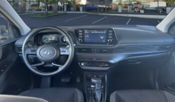 Occasion à vendre : Hyundai voiture sleek silver métal/toit/rétros black essence/micro-hybride 1.0 t-gdi 100ch hybrid 48v creative dct-7 Reunion