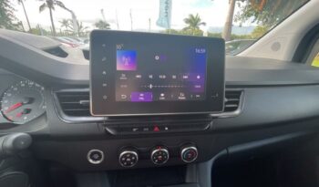 Occasion 974 : Découvrez la version l1 1.5 blue dci 95ch extra - 22 Renault 2023, Reunion.