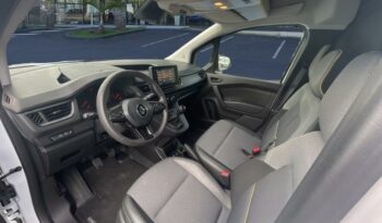 Occasion à vendre : Renault voiture blanc minéral diesel l1 1.5 blue dci 95ch extra - 22 Reunion