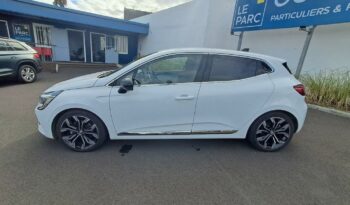 Clio occasion Reunion 1.6 e-tech 145ch full hybrid techno, modèle 2023 à vendre.