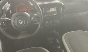 Occasion à vendre : Renault voiture rouge flamme essence 1.0 sce 65ch equilibre Reunion