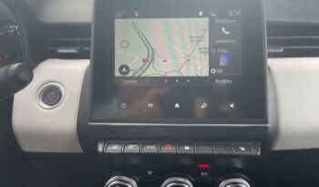 Occasion 974 : Découvrez la version 1.0 tce 90ch evolution Renault 2023, Reunion.