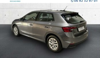 Occasion à vendre : Skoda voiture gris graphite métallisé essence 1.0 mpi 80ch ambition Reunion