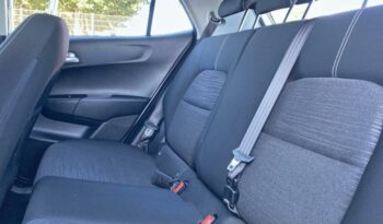 Image illustrative Berline occasion climatisation gris acier métallisé Reunion à saisir.