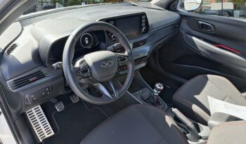 Occasion à vendre : Hyundai voiture polar white essence/micro-hybride 1.0 t-gdi 120ch hybrid nline Reunion