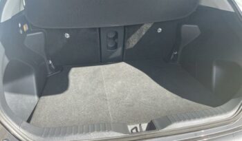 Photo Yaris Cross occasion 116h design mc24 ile Reunion.