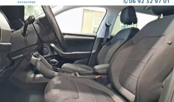 Image illustrative S.u.v. occasion climatisation blanc lune métallisée Reunion à saisir.