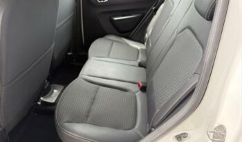 Image illustrative S.u.v. occasion climatisation gris eclair métallisé Reunion à saisir.