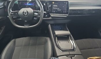 Occasion à vendre : Renault voiture rouge flamme hybride : essence/electrique 1.2 e-tech full hybrid 200ch techno - 23 Reunion