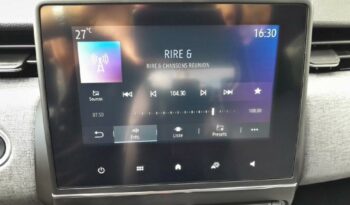 Occasion 974 : Découvrez la version 1.5 blue dci 100ch evolution Renault 2024, Reunion.