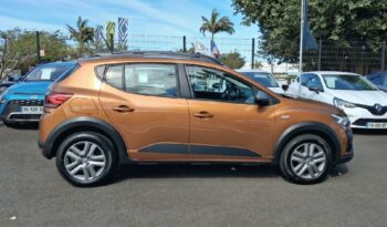 Occasion à prix réduit chez Renault-renault Saint Pierre : Vente berline 2024, berline à La Reunion.