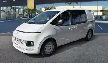 Vente Hyundai Staria hyundai staria 2.2 d Renault-renault Saint Pierre, La Reunion.