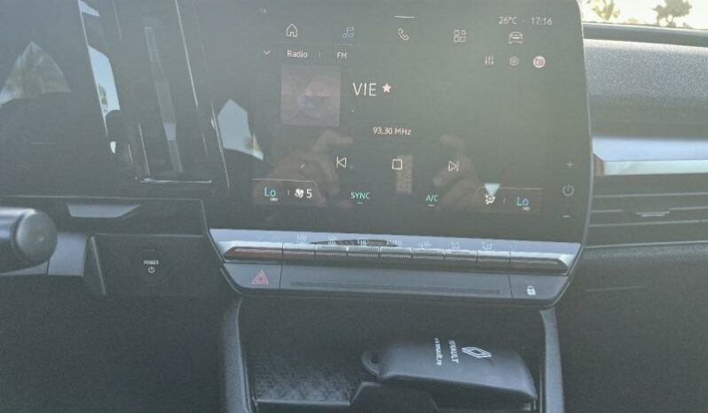 RENAULT Megane E-Tech Electric 220ch Equilibre autonomie confort AC22 complet