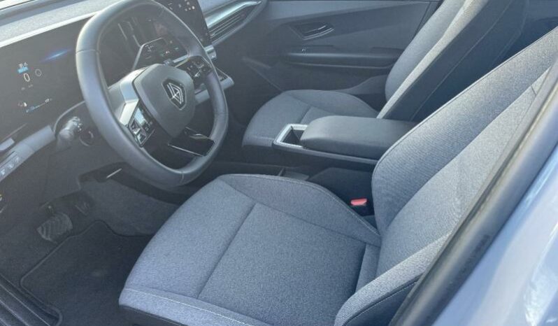 RENAULT Megane E-Tech Electric 220ch Equilibre autonomie confort AC22 complet