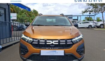 Reunion auto occasion Sandero 2024 1.0 tce 90ch stepway essential pas chère.