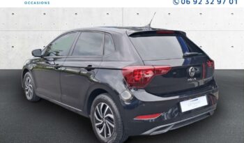 Occasion à vendre : Volkswagen voiture noir intense nacré essence 1.0 tsi 95ch life Reunion