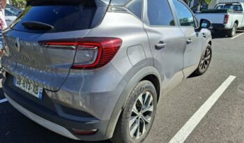 Occasion à vendre : Renault voiture gris cassiopée/noir etoilé essence 1.0 tce 90ch evolution Reunion