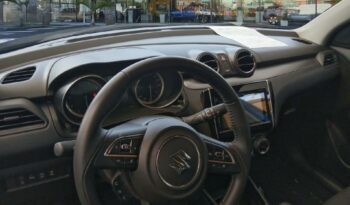 Occasion à vendre : Suzuki voiture rouge essence/micro-hybride 1.2 dualjet hybrid 83ch pack Reunion