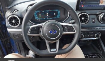 Image illustrative S.u.v. occasion climatisation bleu astral métallisée Reunion à saisir.