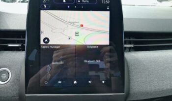 Occasion 974 : Découvrez la version 1.6 e-tech 145ch full hybrid techno Renault 2024, Reunion.