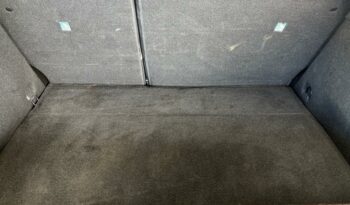 Photo Clio occasion 1.6 e-tech 145ch full hybrid evolution - 24 ile Reunion.