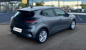 Clio occasion Reunion 1.6 e-tech 145ch full hybrid evolution, modèle 2024 à vendre.