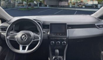 Occasion à vendre : Renault voiture orange hybride : essence/electrique 1.6 e-tech 145ch full hybrid evolution Reunion