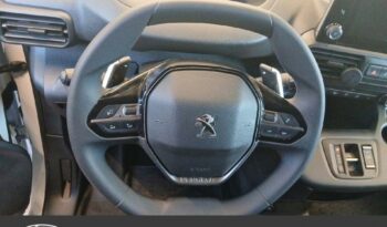 Occasion 974 : Découvrez la version xl 950kg bluehdi 130ch s&s eat8 pack premium connect Peugeot 2024, Reunion.