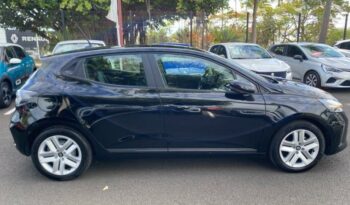 Occasion à prix réduit chez Renault-renault Saint Pierre : Vente berline 2024, berline à La Reunion.